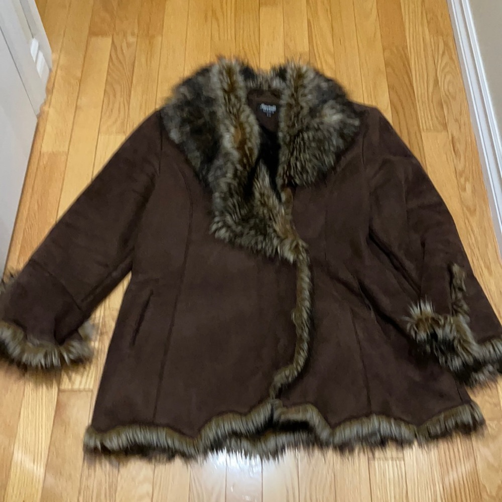 Fennelli studio coat size 11/12